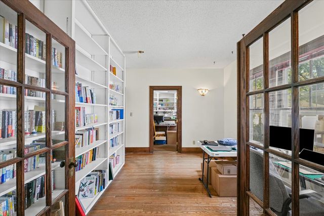 1203 S Race Street, Urbana, IL 61801