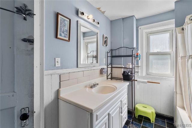 93 Briggs Avenue, Buffalo, NY 14207