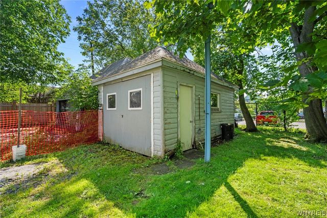 93 Briggs Avenue, Buffalo, NY 14207
