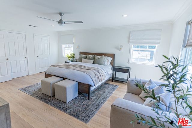 4749 Norwich Avenue, Los Angeles, CA 91403