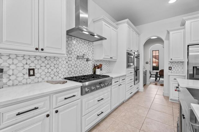 15718 Conners Ace Drive, Spring, TX 77379