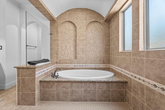 15718 Conners Ace Drive, Spring, TX 77379