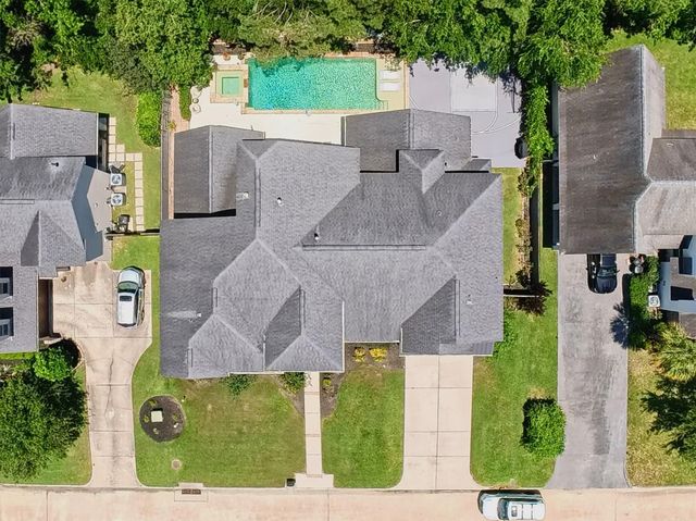 15718 Conners Ace Drive, Spring, TX 77379