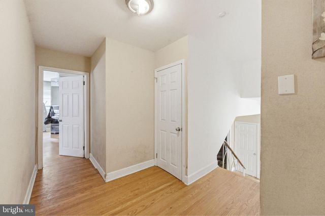 7516 OAK LANE RD, Elkins Park, PA 19027