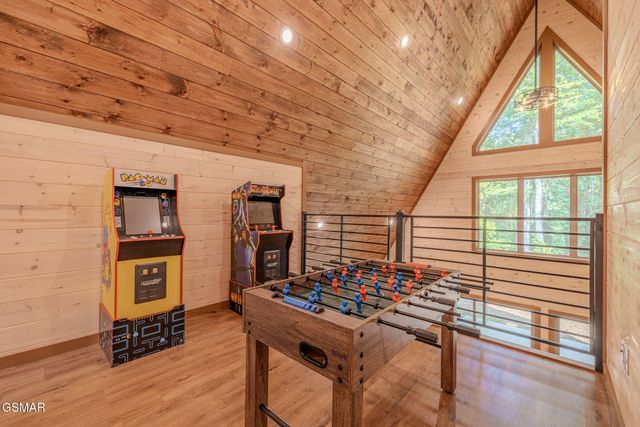 515 Tatum Rose Way, Sevierville, TN 37876