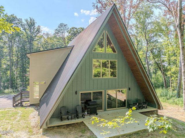 515 Tatum Rose Way, Sevierville, TN 37876