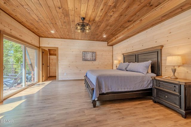 515 Tatum Rose Way, Sevierville, TN 37876