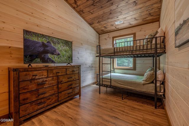 515 Tatum Rose Way, Sevierville, TN 37876