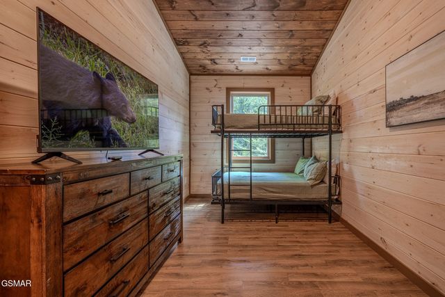 515 Tatum Rose Way, Sevierville, TN 37876
