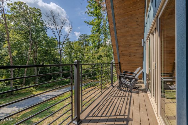 515 Tatum Rose Way, Sevierville, TN 37876