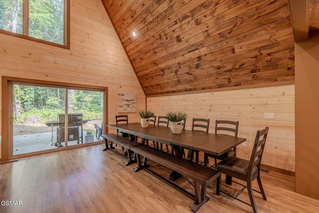 515 Tatum Rose Way, Sevierville, TN 37876