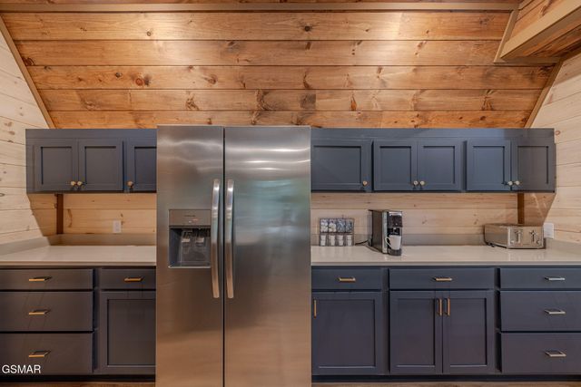 515 Tatum Rose Way, Sevierville, TN 37876