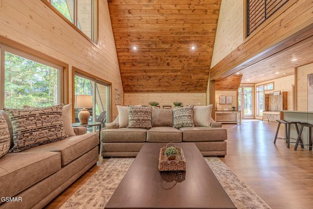 515 Tatum Rose Way, Sevierville, TN 37876