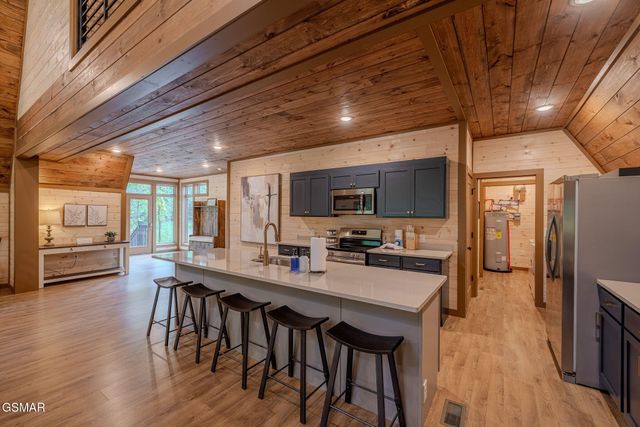 515 Tatum Rose Way, Sevierville, TN 37876