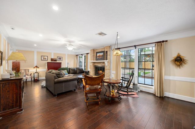 15102 Rose Cottage Drive, Houston, TX 77069