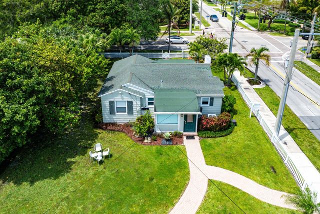145 N Swinton Avenue, Delray Beach, FL 33444