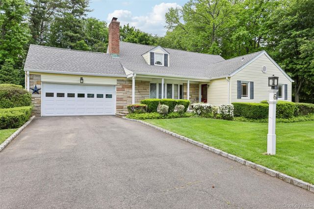 6 Berry Lane, Glen Cove, NY 11542