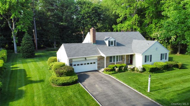 6 Berry Lane, Glen Cove, NY 11542