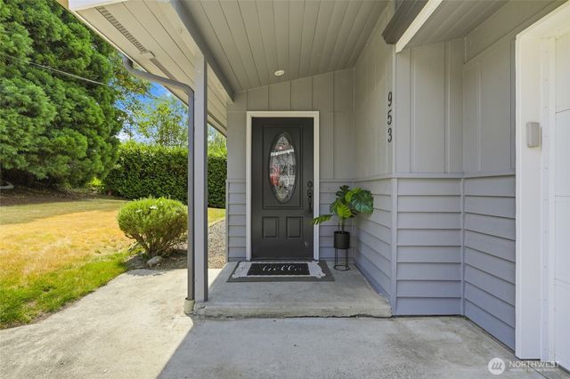 953 Nile Avenue NE, Renton, WA 98059