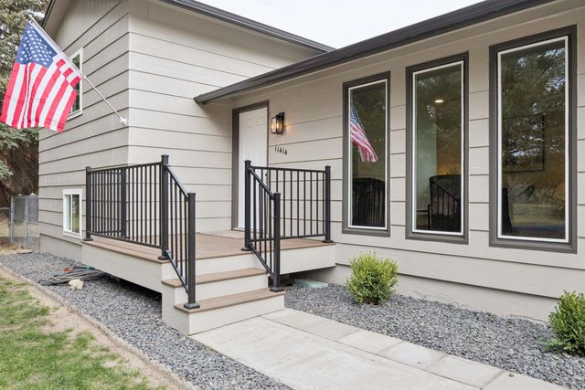 11414 N Parksmith Dr, Mead, WA 99021
