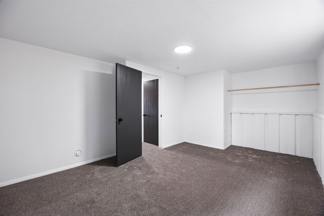 11414 N Parksmith Dr, Mead, WA 99021