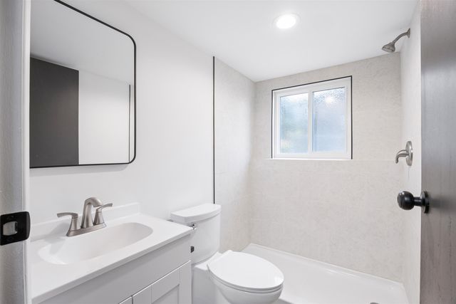 11414 N Parksmith Dr, Mead, WA 99021