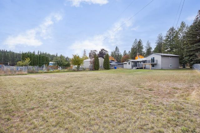 11414 N Parksmith Dr, Mead, WA 99021