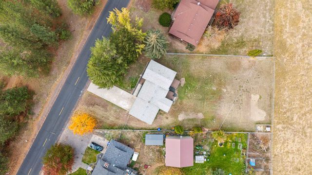 11414 N Parksmith Dr, Mead, WA 99021