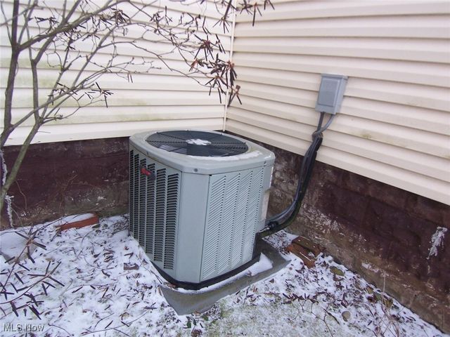 135 Yonker Street, Barberton, OH 44203