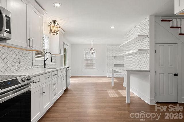 6613 Pleasure Drive, Waxhaw, NC 28173