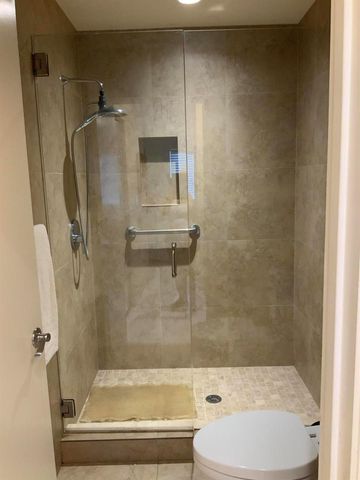 14356 Emerald Lake Drive 3, Delray Beach, FL 33446