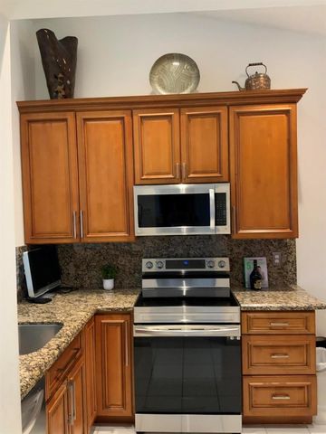 14356 Emerald Lake Drive 3, Delray Beach, FL 33446