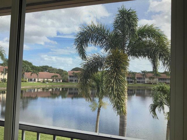 14356 Emerald Lake Drive 3, Delray Beach, FL 33446
