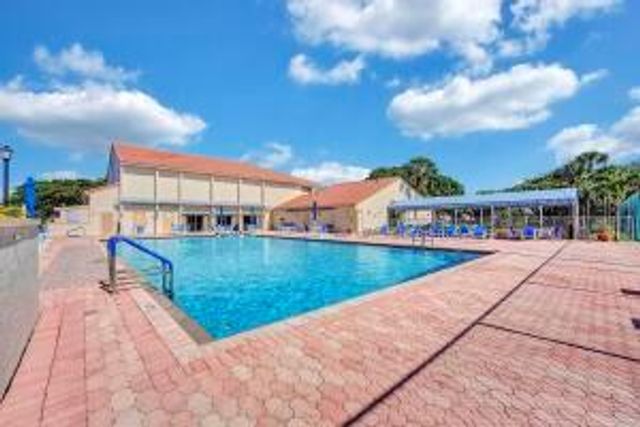14356 Emerald Lake Drive 3, Delray Beach, FL 33446