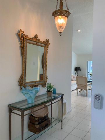 14356 Emerald Lake Drive 3, Delray Beach, FL 33446