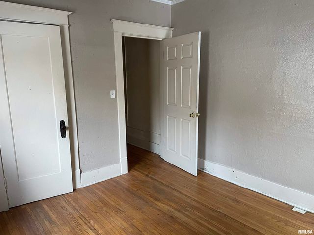 1509-1511 W MAIN Street, Peoria, IL 61606