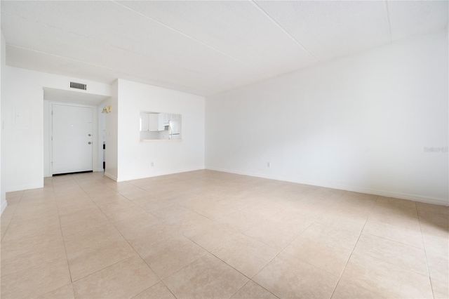 2860 SOMERSET PARK DRIVE 103, Tampa, FL 33613