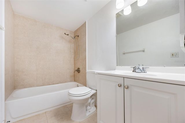 2860 SOMERSET PARK DRIVE 103, Tampa, FL 33613