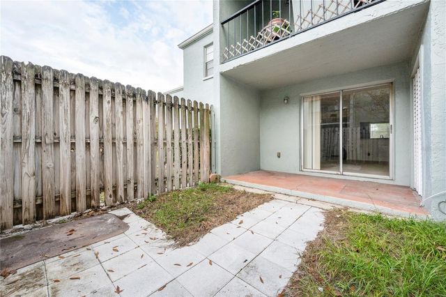 2860 SOMERSET PARK DRIVE 103, Tampa, FL 33613