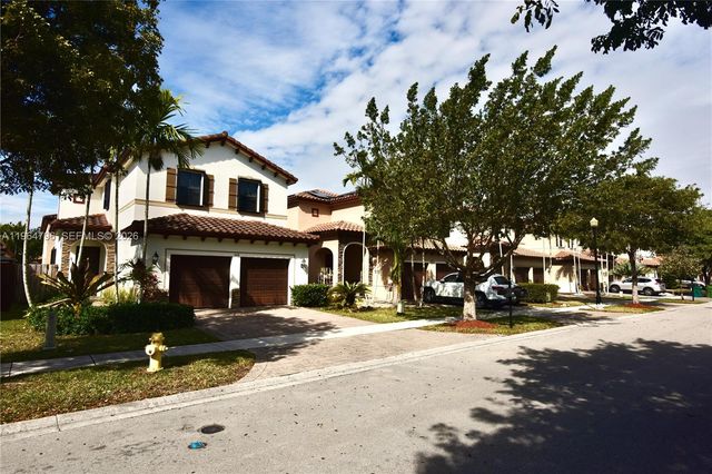526 SE 35th Ave, Homestead, FL 33033