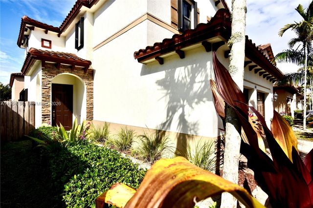 526 SE 35th Ave, Homestead, FL 33033