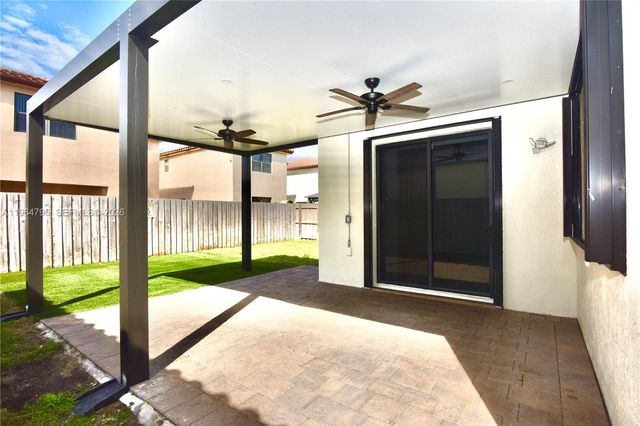 526 SE 35th Ave, Homestead, FL 33033