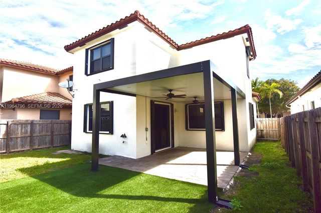 526 SE 35th Ave, Homestead, FL 33033