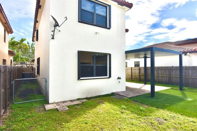 526 SE 35th Ave, Homestead, FL 33033