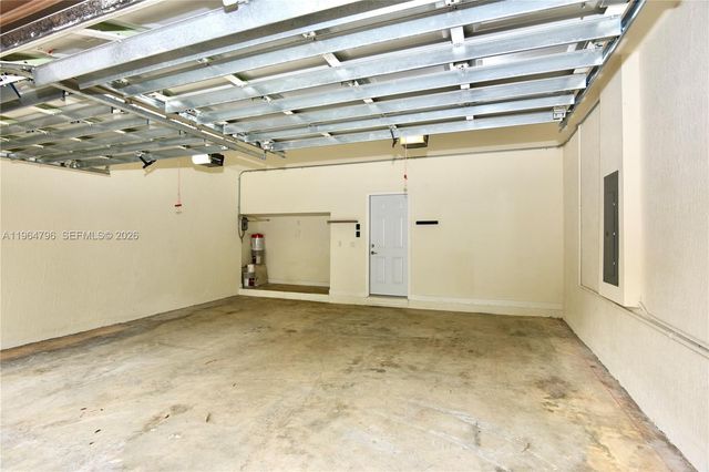 526 SE 35th Ave, Homestead, FL 33033