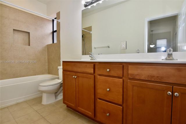 526 SE 35th Ave, Homestead, FL 33033