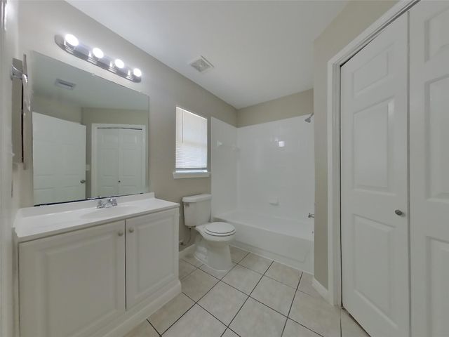 3215 Kelling Street, Houston, TX 77045