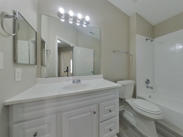 3215 Kelling Street, Houston, TX 77045