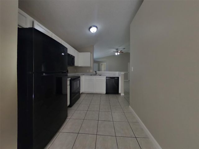 3215 Kelling Street, Houston, TX 77045