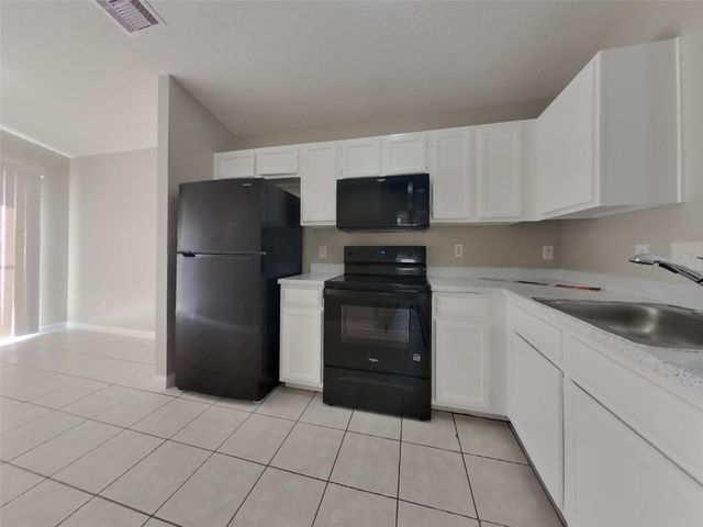 3215 Kelling Street, Houston, TX 77045